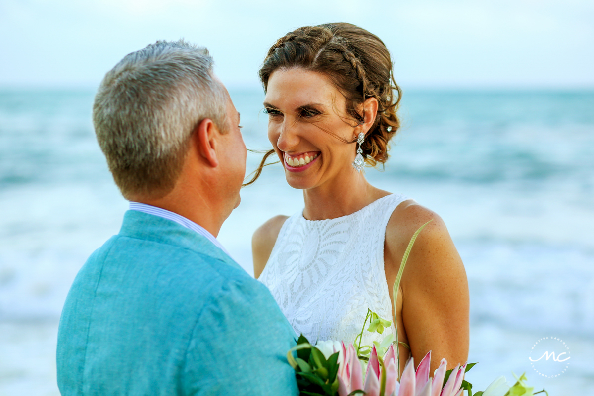 Bride & groom beach portraits at Blue Diamond Riviera Maya, Mexico. Martina Campolo Photography