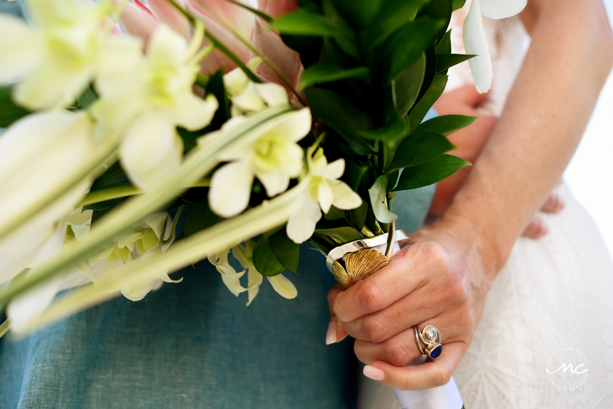 Wedding bouquet and ring detail at Blue Diamond Luxury Boutique Hotel, Mexico. Martina Campolo Photography