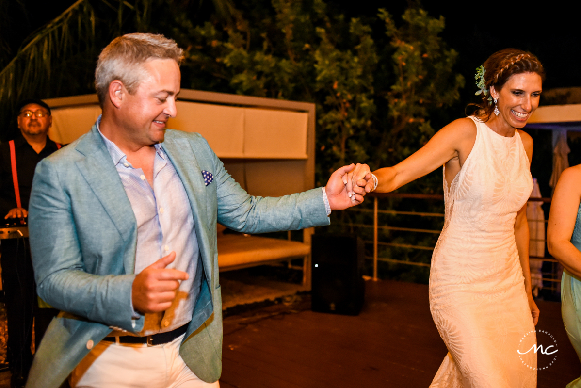 Destination bride and groom salsa dance at Blue Diamond Riviera Maya Wedding. Martina Campolo Photography