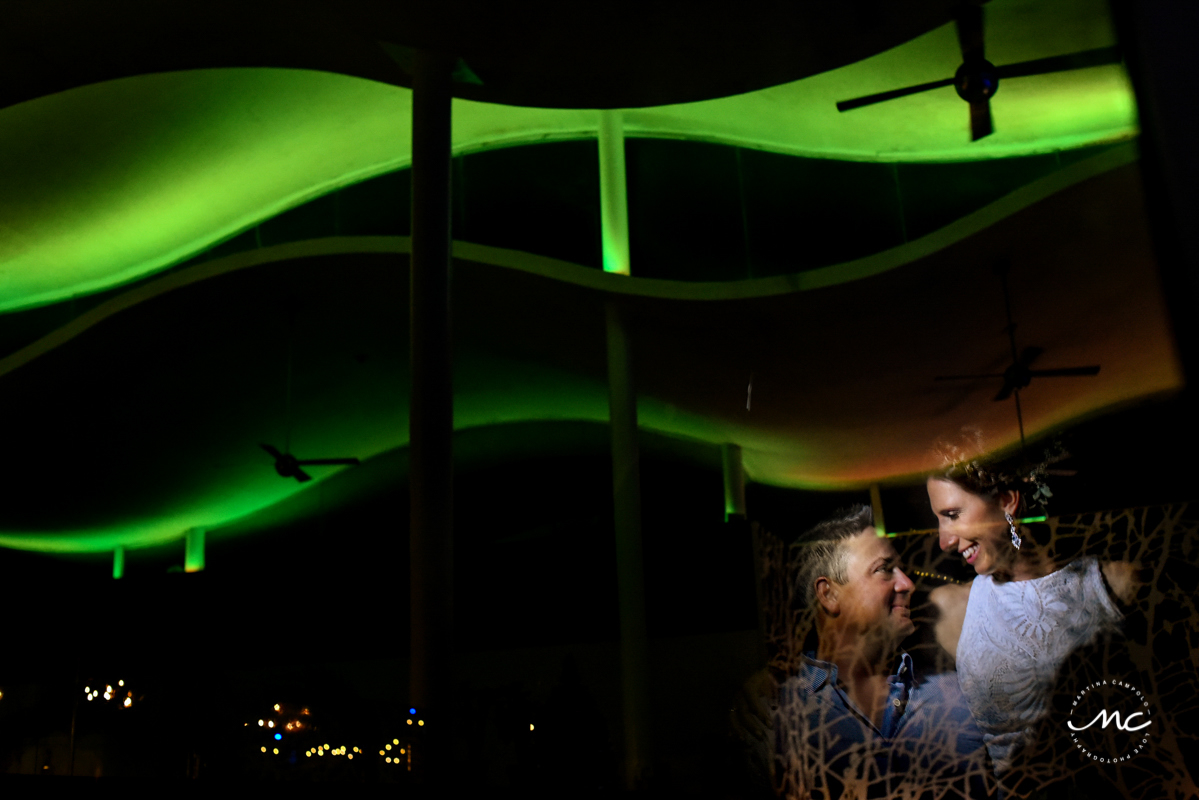 Bride and groom portraits at Blue Diamond Luxury Boutique Hotel Wedding in Mexico. Martina Campolo Photography