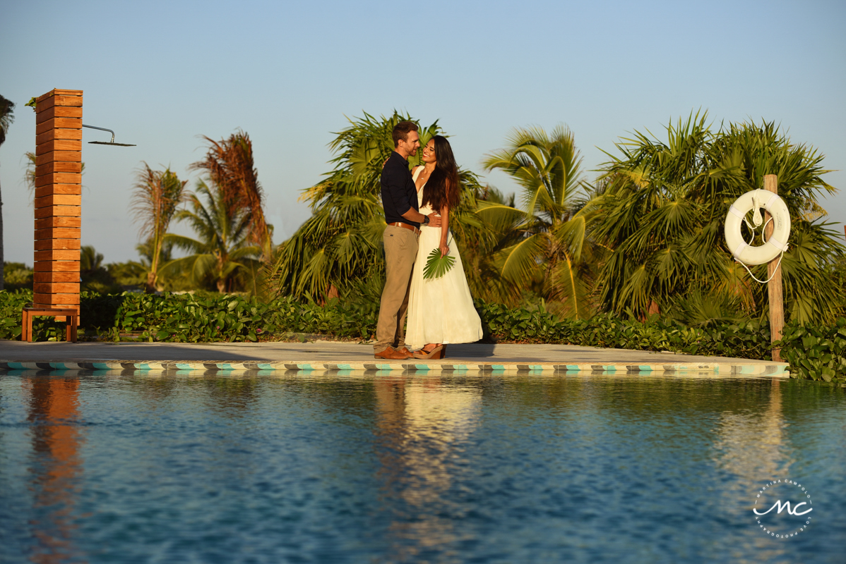 Bride and groom poolside portraits at Chable Maroma, Mexico. Martina Campolo Wedding Photography