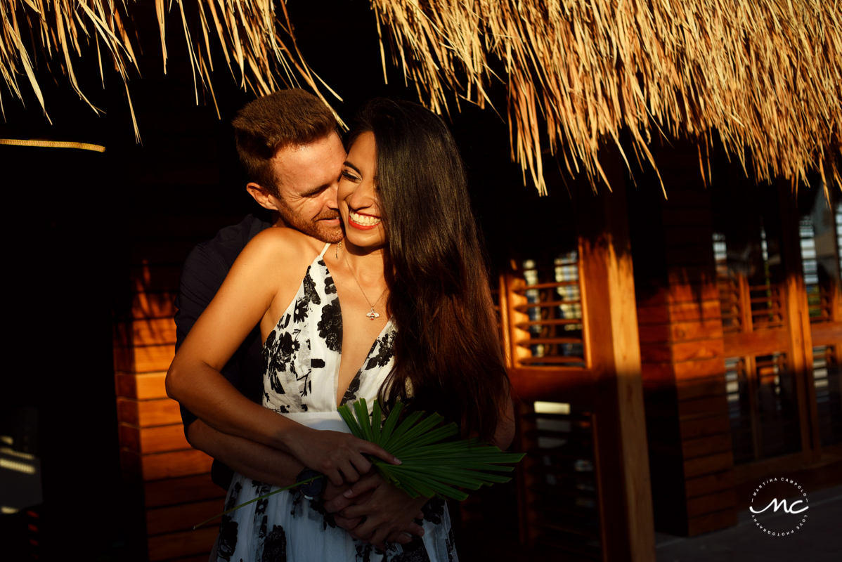 Engagement photo session at Chable Maroma, Mexico. Martina Campolo Photography