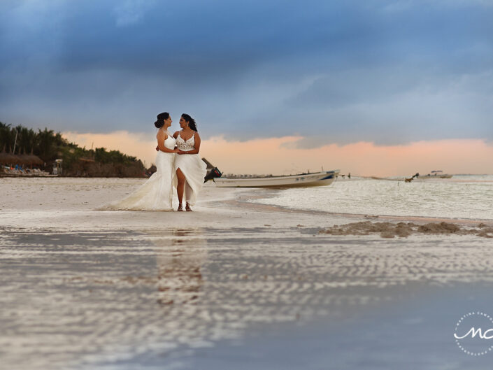 Intimate Gay Wedding in Villas Palapas de Mar Holbox Mexico by Martina Campolo Photography
