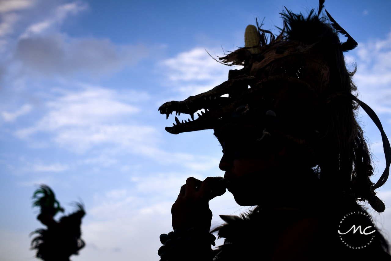 Mayan wedding silhouettes at sunset. Andaz Mayakoba Wedding. Martina Campolo Photography