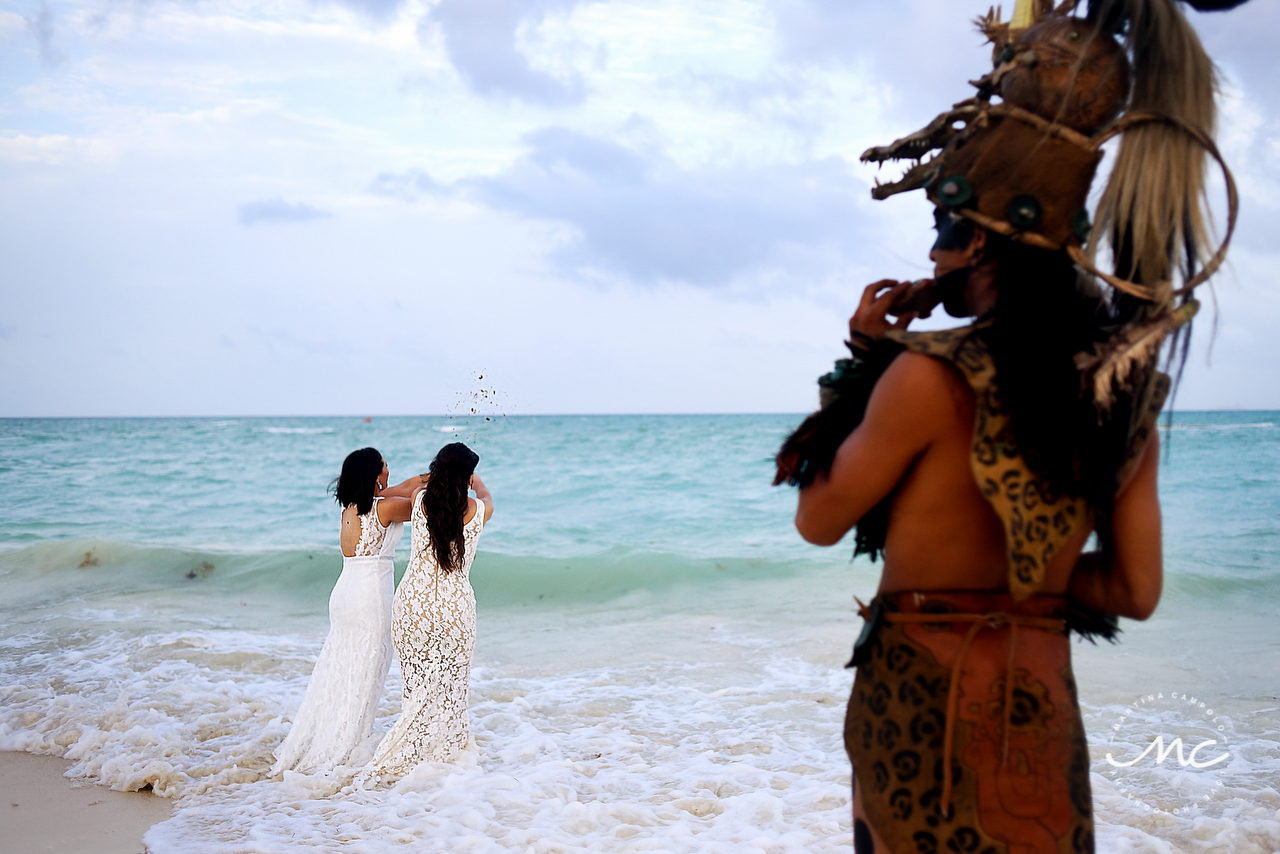 Mayan blessing for gay wedding at Andaz Mayakoba, Mexico. Martina Campolo Photography