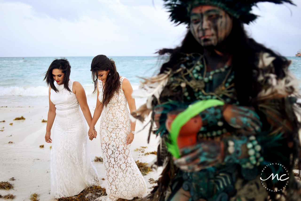 Mayan beach wedding at Andaz Mayakoba, Riviera Maya, MX. Martina Campolo Photography