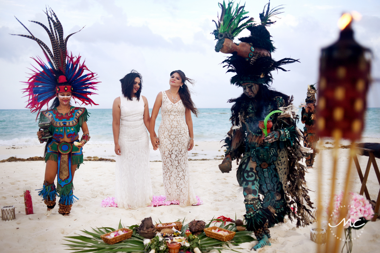 Mayan beach wedding at Andaz Mayakoba, Riviera Maya, MX. Martina Campolo Photography