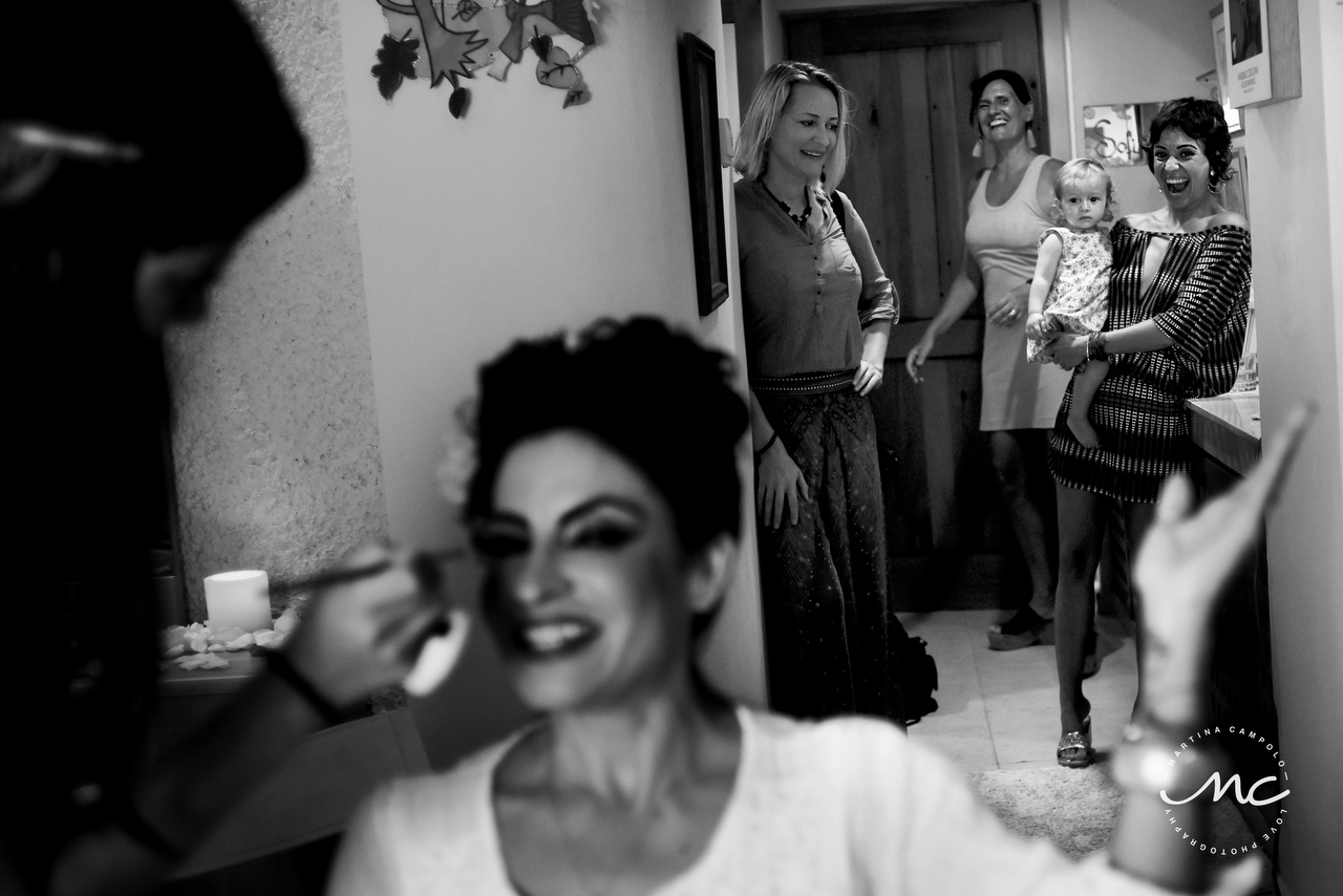 Mexican bride getting ready. Riviera Maya Wedding by Martina Campolo Photography