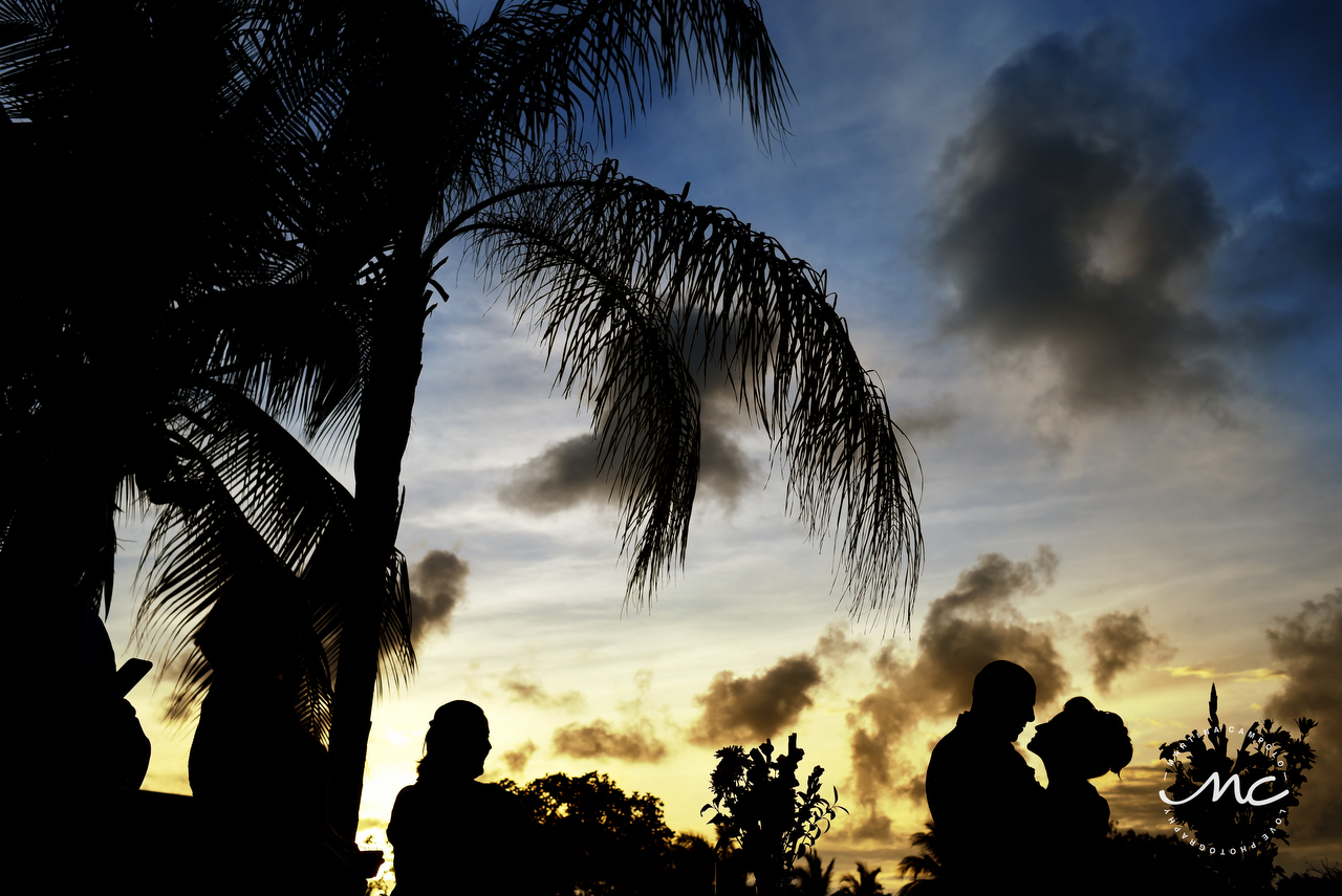 Intimate Villa Destination Wedding in Puerto Aventuras, Mexico. Martina Campolo Photography