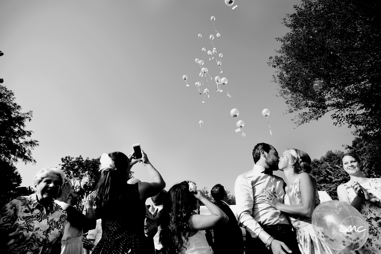 Balloon Release. Heidelberg Wedding in Germany. Martina Campolo Photography