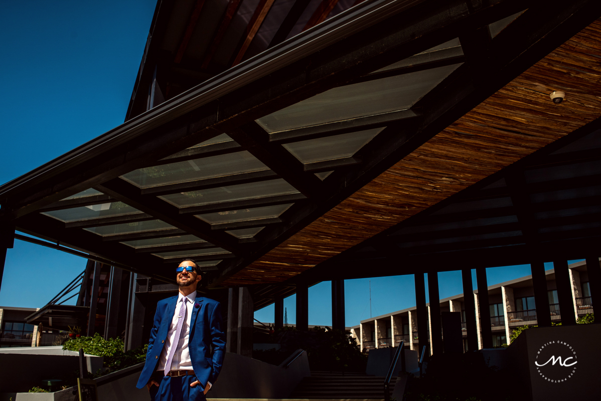 Groom portrait at Grand Hyatt Playa del Carmen, Mexico. Martina Campolo Wedding Photography