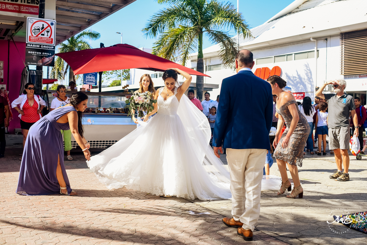 Playa del Carmen Destination Wedding in Mexico. Martina Campolo Photography