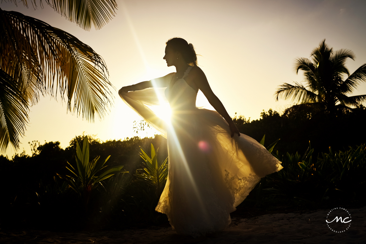 Bride sunset portraits at Blue Venado Beach Wedding in Mexico. Martina Campolo Photography