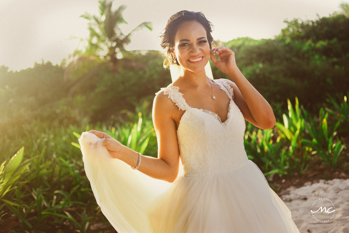 Destination bride portraits at Blue Venado Beach Wedding in Mexico. Martina Campolo Photography