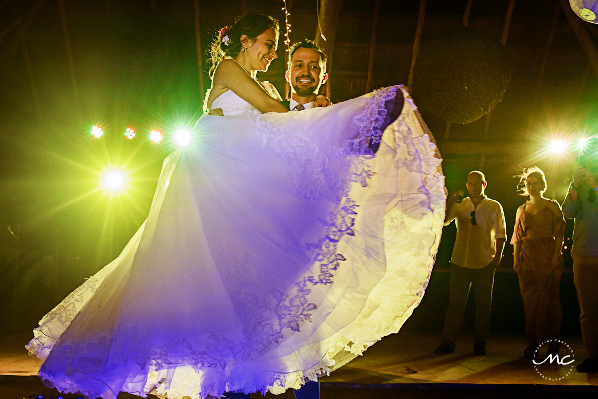 Bride and groom first dance at Blue Venado Wedding. Martina Campolo Riviera Maya Photography
