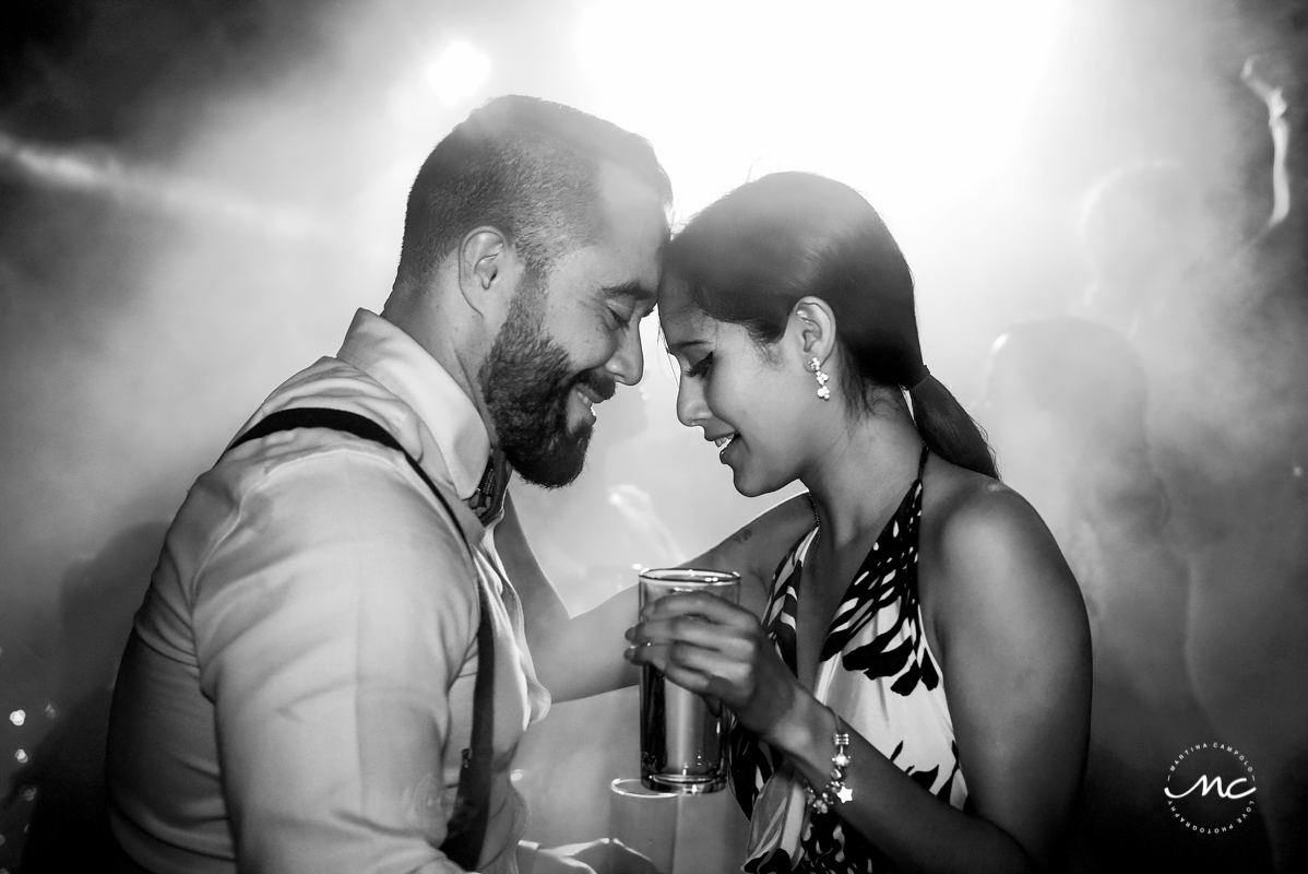 Wedding guests dance at Blue Venado Wedding in Mexico. Martina Campolo Photography