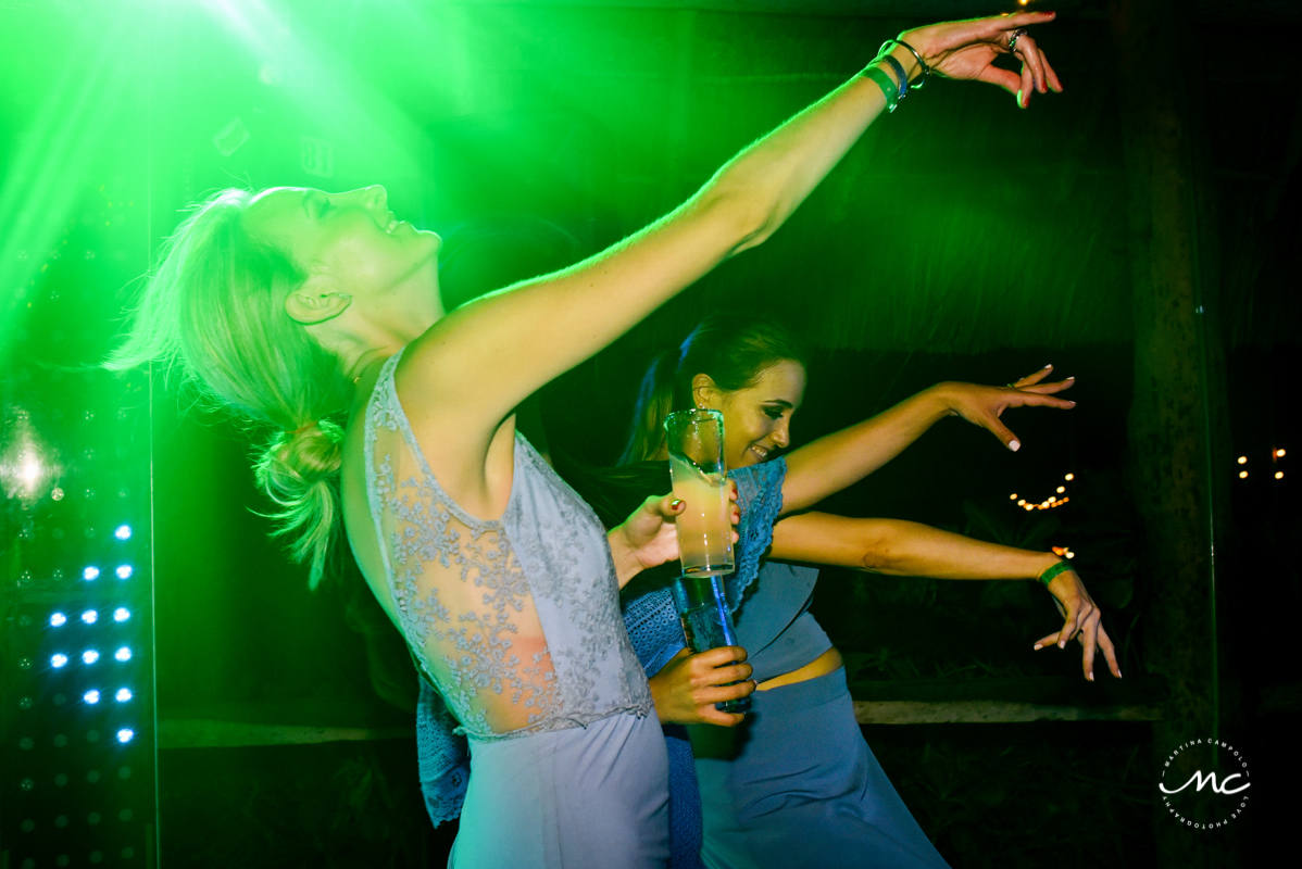 Wedding guests dance at Blue Venado Wedding in Mexico. Martina Campolo Photography