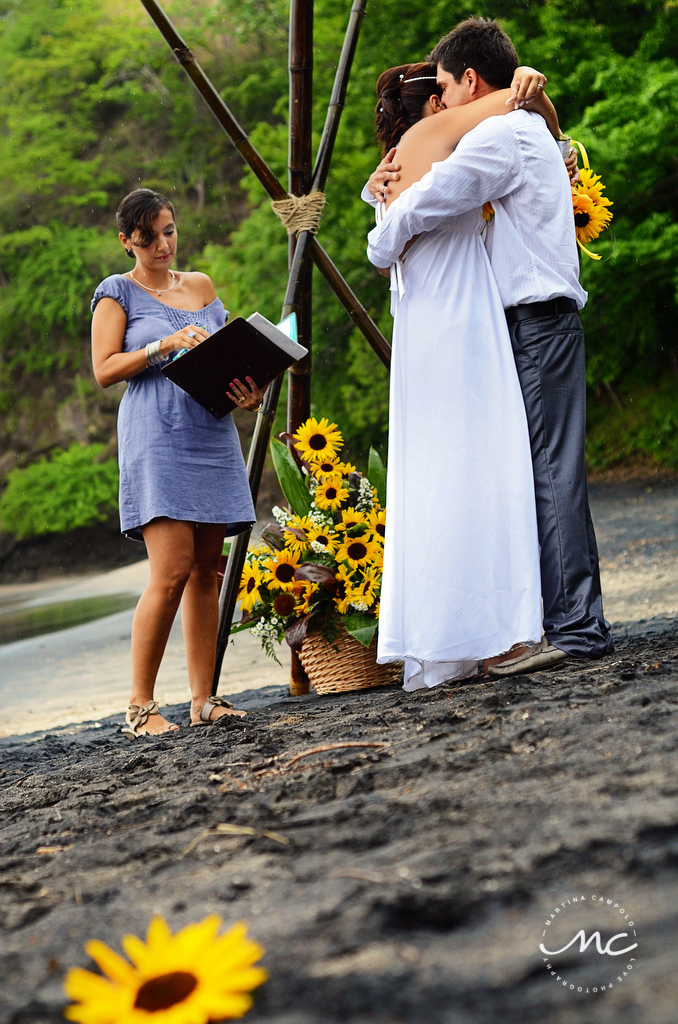 Bride and groom. Costa Rica Beach Destination Wedding. Martina Campolo Photography