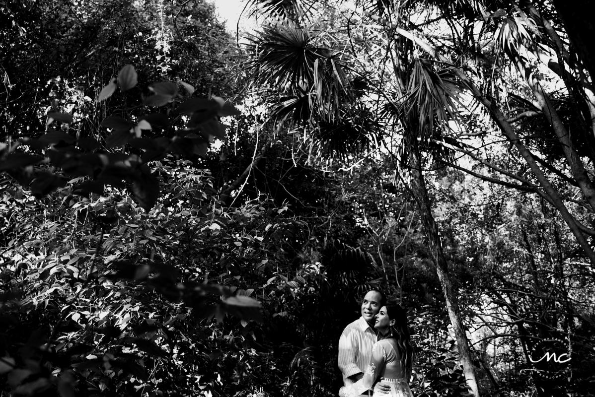 Black and white couples portraits in the Mayan Jungle by Martina Campolo Mexico Lifestyle Photography