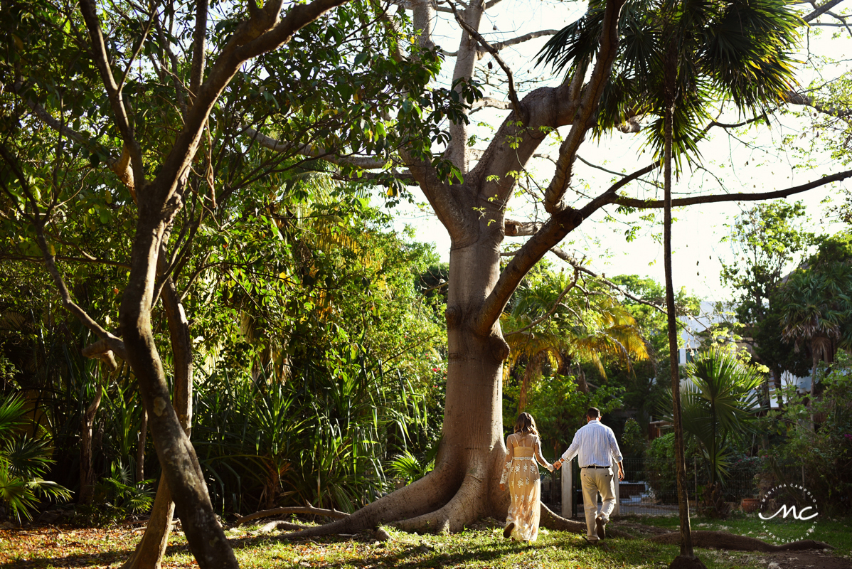 Couples portraits in mayan jungle by Martina Campolo Riviera Maya Engagement Photography