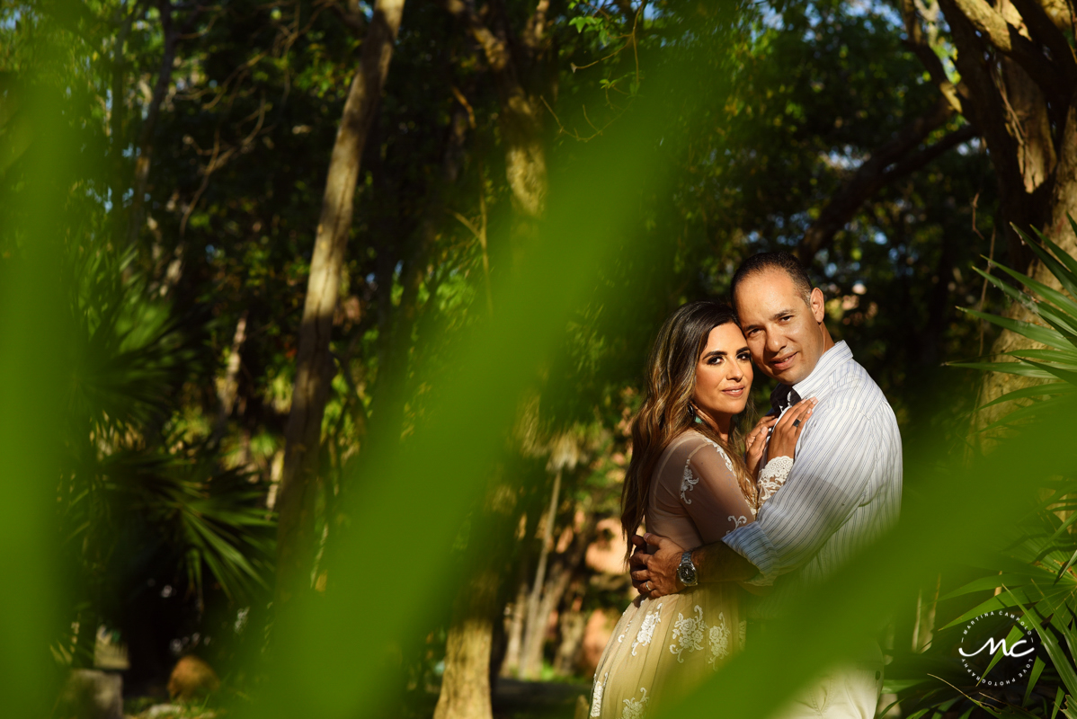 Sara Tamargo and Daniel jungle anniversary photoshoot in Playa del Carmen by Martina Campolo Photography