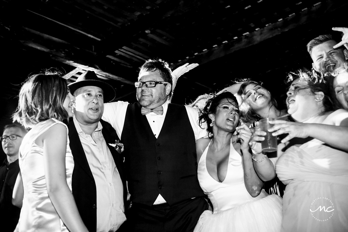 Now Sapphire Riviera Cancun wedding reception in black and white. Martina Campolo Photography