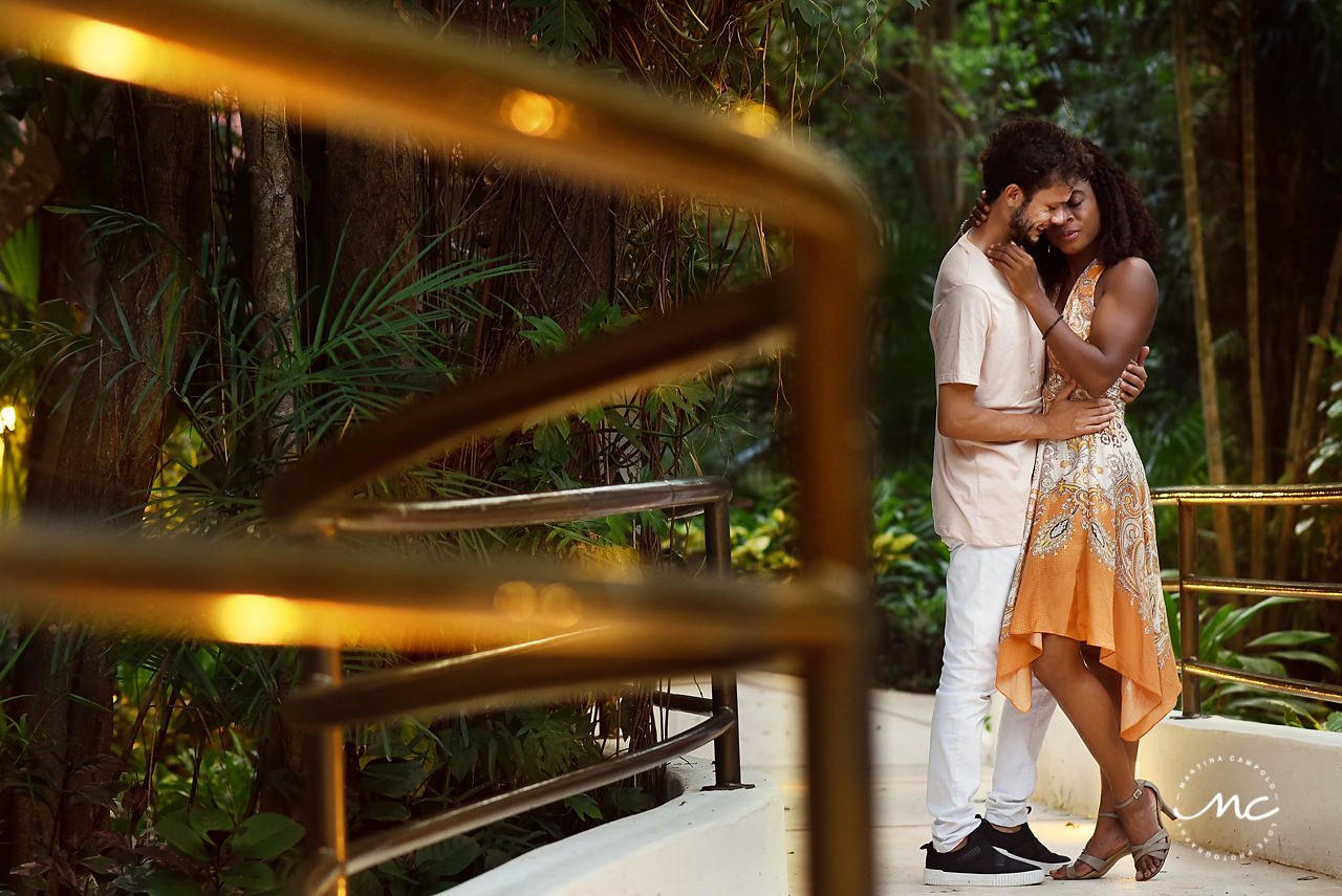 Romantic Sunset Beach Portraits in Mexico