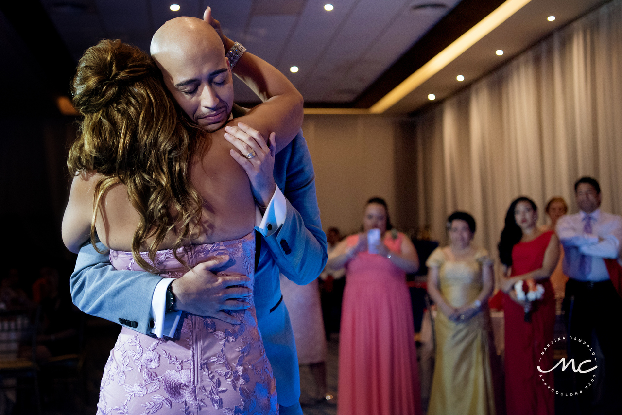Groom and mother dance. Royalton Riviera Cancun Gay Wedding. Martina Campolo Photography