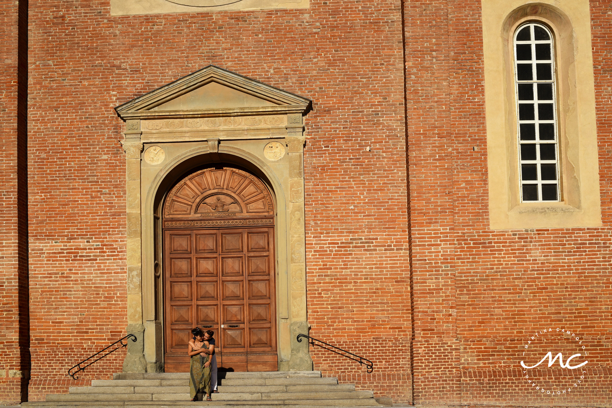 Engagement Portraits. Piazza Santa Maria de Castello, Alessandria, Italy. Martina Campolo