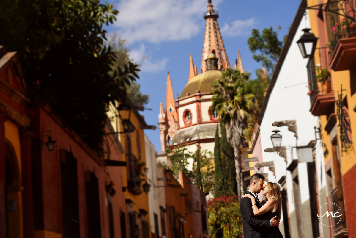 Anniversary session in San Miguel de Allende, Guanajuato, Mexico. Martina Campolo Photography