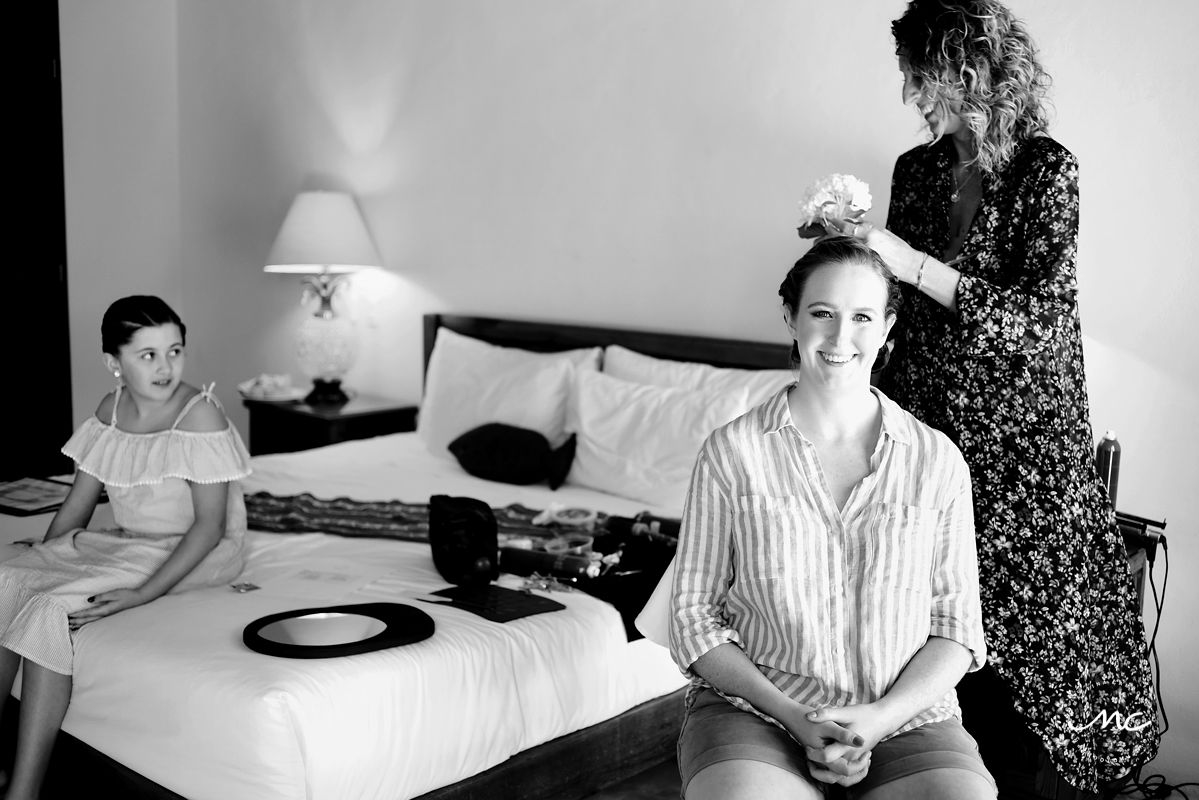 Bride getting ready. Hacienda del Mar destination wedding in Mexico by Martina Campolo Photography