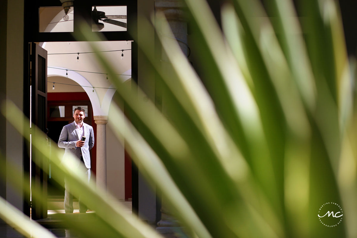 Groom portraits at Hacienda del Mar, Puerto Aventuras, Mexico. Martina Campolo Weddding Photography