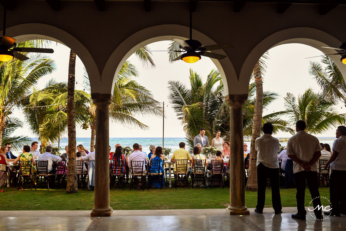 Beach front wedding reception at Hacienda del Mar, Puerto Aventuras, Mexico. Martina Campolo Photography